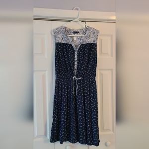 Summer Dress - Basic Editions